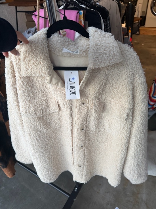 12th Tribe Jackets & Blazers - 12th Tribe Cream Sherpa Jacket - Women